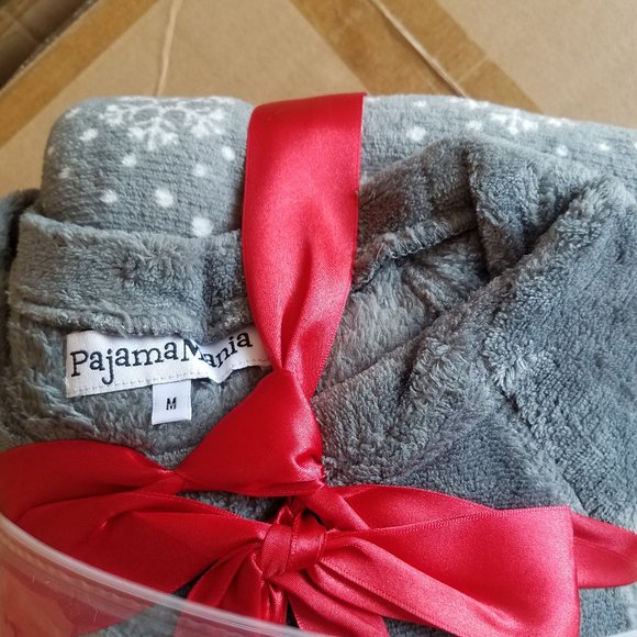 PajamaMania Women's Fleece Long Sleeve Pajama PJ Set - Picture 1 of 7